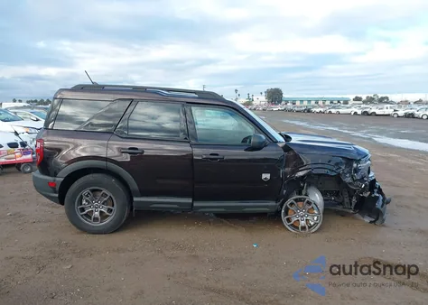 2021 Ford Bronco Sport Big Bend z USA, uszkodzony, nr VIN 3FMCR9B67MRA33152